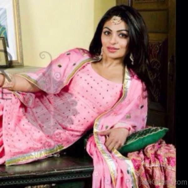Pic Of Punjabi Celebrity Neeru Bajwa