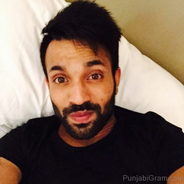 Picture Of Dilpreet Dhillon Looking Elegant 038