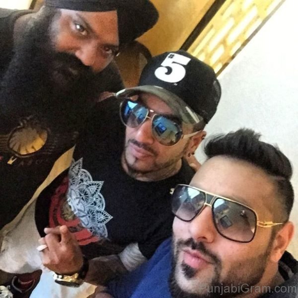 Picture Of Jazzy B Looking Stylish 061