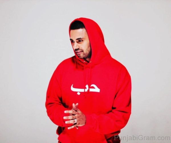Picture Of Personable Jaz Dhami 213