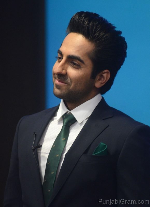 Ayushman Khurana Looking Awesome Picture