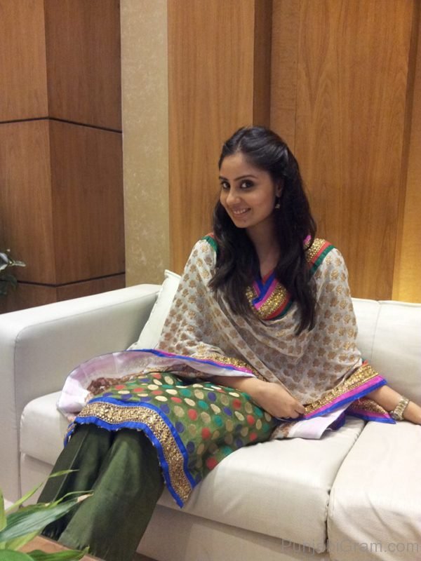 Bhanushree Mehra in Suit