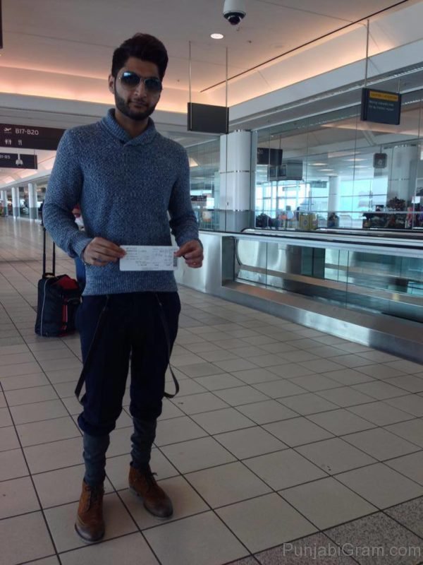 Bilal Saeed At Airport
