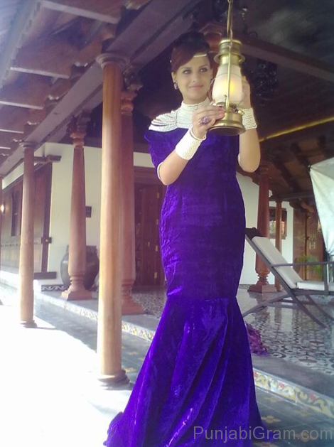 Himanshi Khurana In Purple Dress