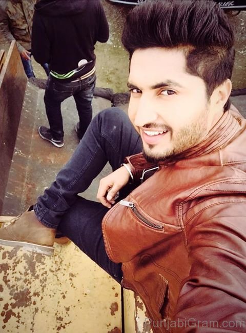 Jassi Gill Looking Awesome