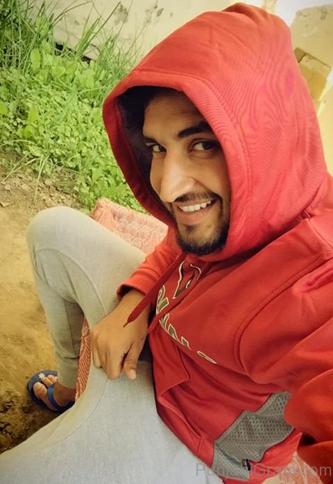 Jassi Gill Looking Lovely