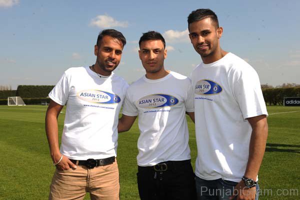 Jaz Dhami On Right Side